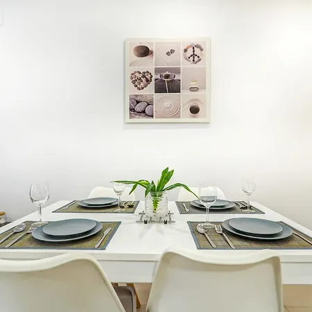 Apartment White Center By Hello Homes